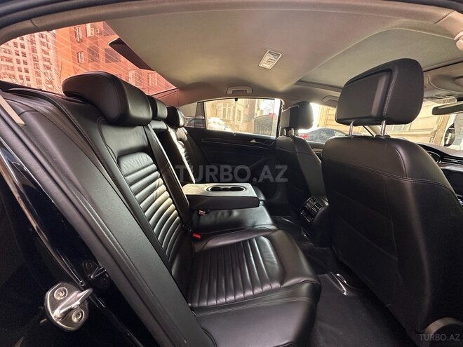 Volkswagen Passat 2018, 232,000 km - 1.8 l - Bakı