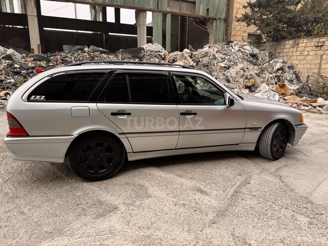 Mercedes C 220 2000, 450,000 km - 2.2 л - Bakı