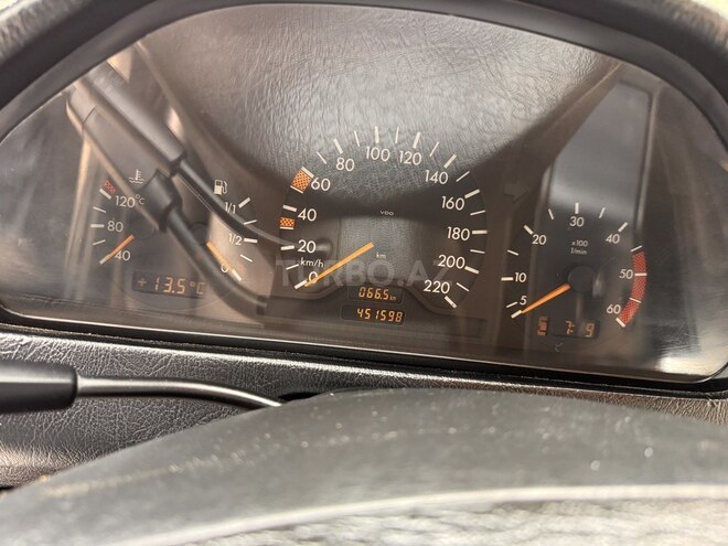 Mercedes C 220 2000, 450,000 km - 2.2 л - Bakı