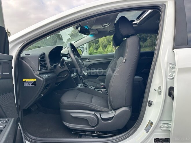 Hyundai Elantra 2018, 162,544 km - 2.0 л - Bakı