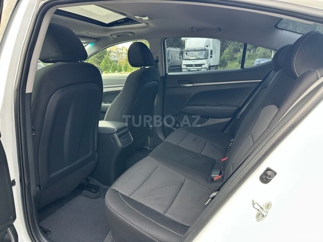 Hyundai Elantra 2018, 162,544 km - 2.0 л - Bakı