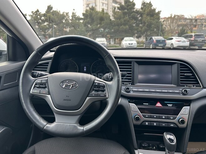 Hyundai Elantra 2018, 162,544 km - 2.0 л - Bakı