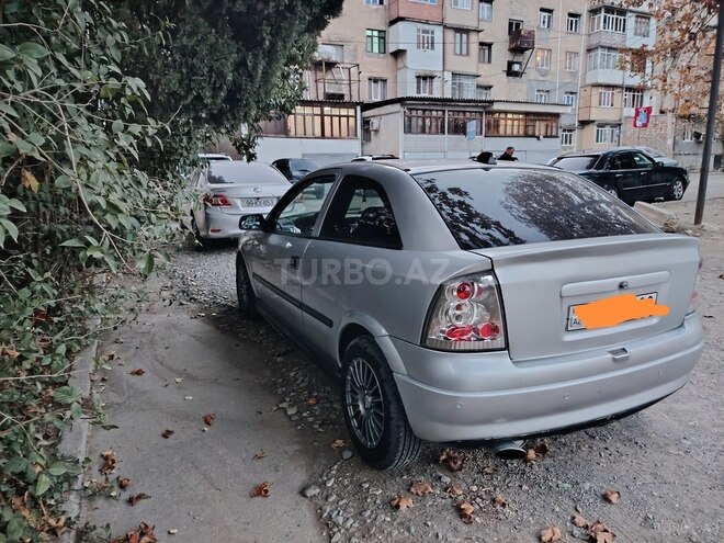 Opel Astra 2001, 299,909 km - 1.6 l - Gəncə