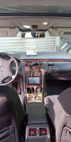 Mercedes E 240 1999, 350,000 km - 2.4 l - Bakı