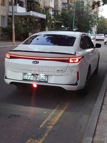 Changan Qiyuan A05 2025, 25,000 km - 1.5 л - Bakı