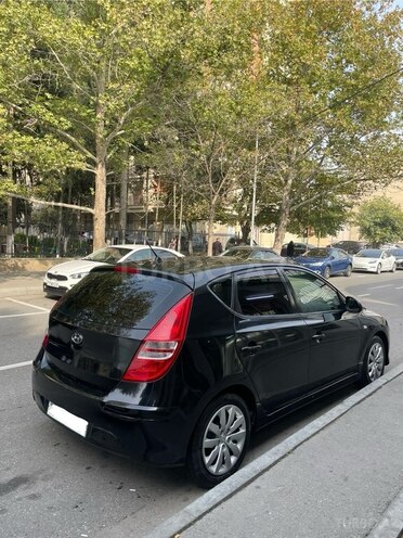 Hyundai i30 2011, 278,500 km - 1.6 l - Bakı