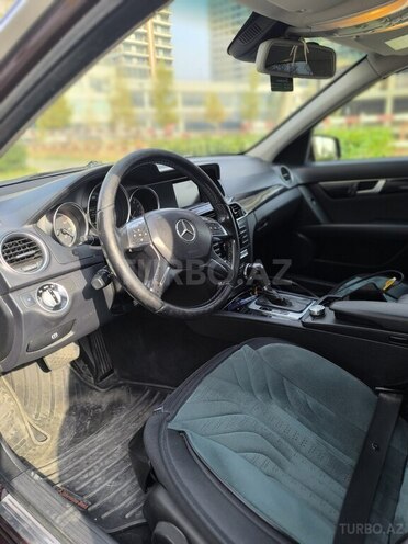Mercedes C 250 2011, 190,000 km - 1.8 l - Bakı