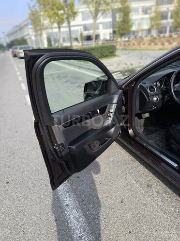 Mercedes C 250 2011, 190,000 km - 1.8 l - Bakı