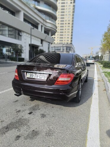 Mercedes C 250 2011, 190,000 km - 1.8 l - Bakı