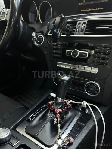 Mercedes C 250 2011, 190,000 km - 1.8 l - Bakı