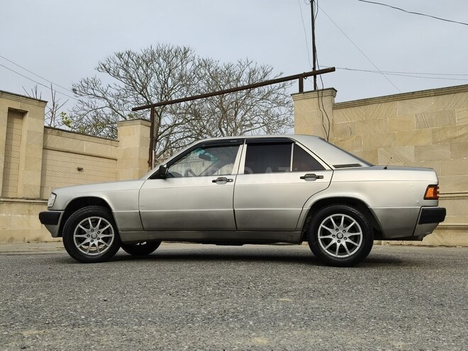 Mercedes 190 1990, 386,000 km - 2.0 l - Bakı