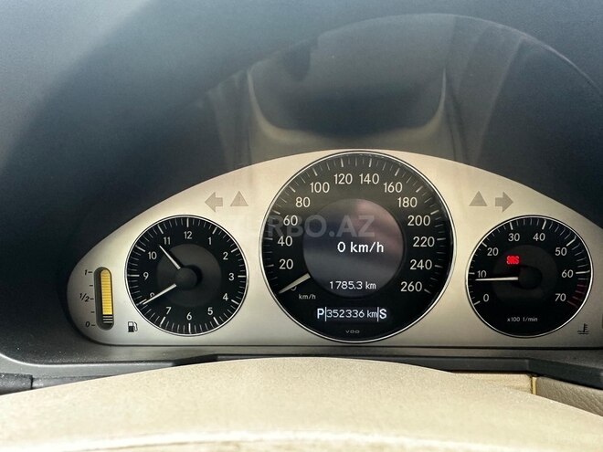 Mercedes E 240 2002, 352,000 km - 2.6 л - Bakı