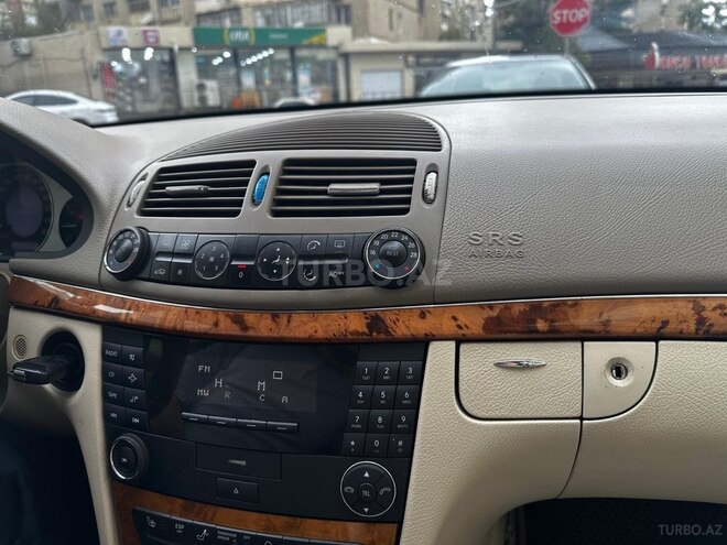 Mercedes E 240 2002, 352,000 km - 2.6 л - Bakı