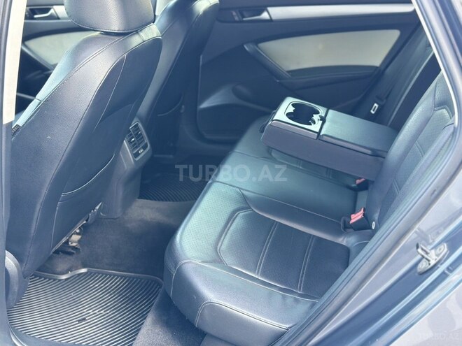 Volkswagen Passat 2012, 210,000 km - 2.5 l - Bakı