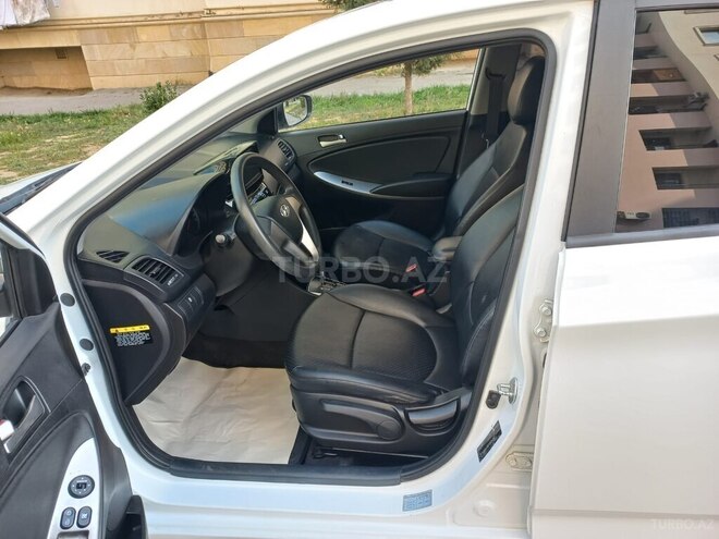 Hyundai Accent 2017, 128,837 km - 1.4 l - Bakı