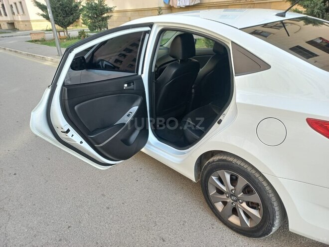 Hyundai Accent 2017, 128,837 km - 1.4 l - Bakı