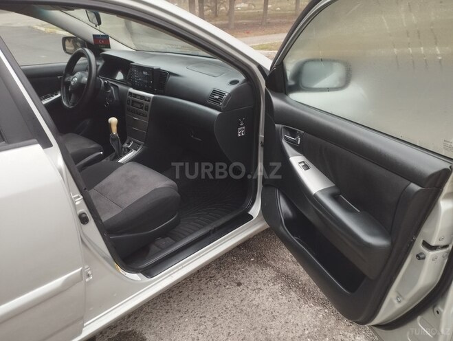 Toyota Corolla 2006, 275,000 km - 1.4 l - Bakı