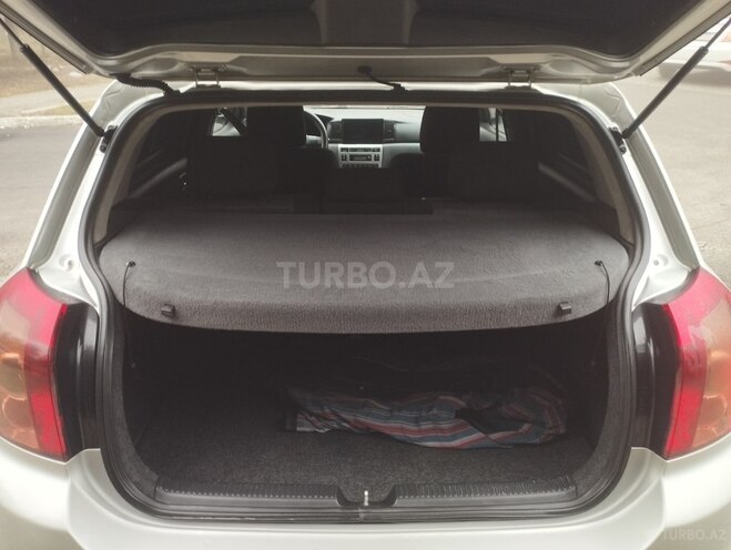 Toyota Corolla 2006, 275,000 km - 1.4 l - Bakı