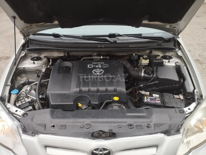 Toyota Corolla 2006, 275,000 km - 1.4 l - Bakı