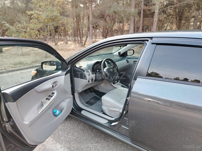 Toyota Corolla 2011, 212,000 km - 1.8 l - Sumqayıt