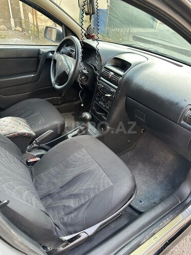 Opel Astra 2000, 250,000 km - 1.6 l - Sumqayıt