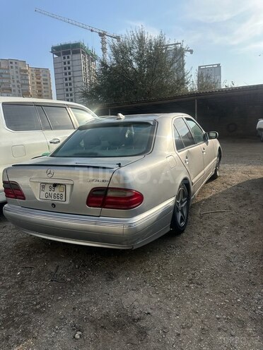 Mercedes E 320 2002, 420,000 km - 3.2 l - Bakı