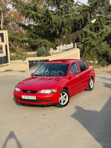 Opel Vectra 2000, 250,000 km - 1.6 л - Qazax