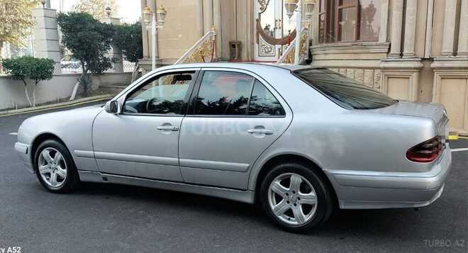 Mercedes E 220 1999, 472,000 km - 2.2 l - Bakı