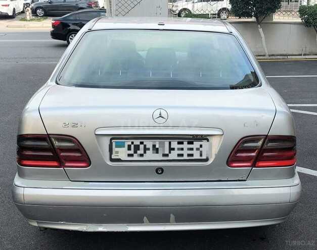Mercedes E 220 1999, 472,000 km - 2.2 l - Bakı