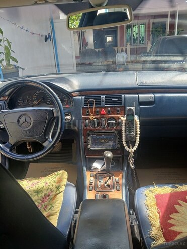Mercedes E 280 1998, 421,563 km - 2.8 л - Bakı