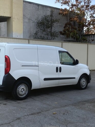 Fiat Doblo 2016, 180,160 km - 1.3 l - Bakı