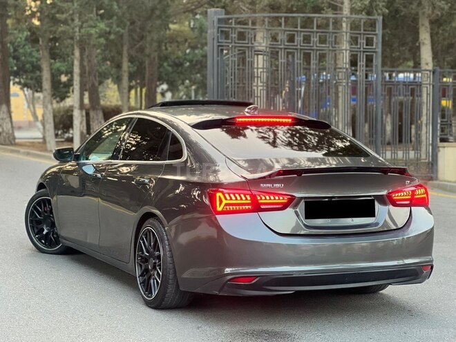 Chevrolet Malibu-13