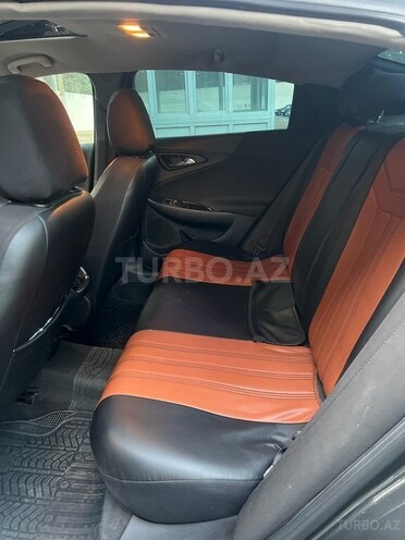 Chevrolet Malibu-19