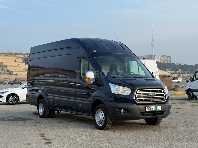 Ford Transit-2