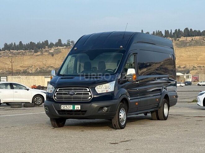 Ford Transit-1