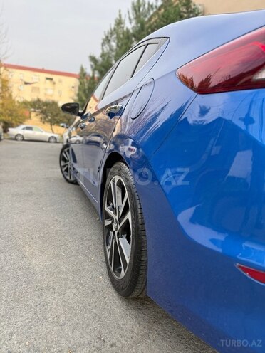 Hyundai Elantra 2016, 93,414 km - 2.0 л - Balakən