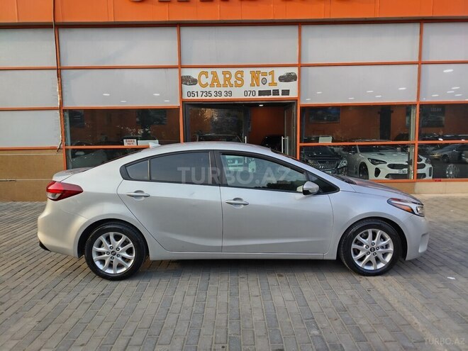 Kia Forte-7