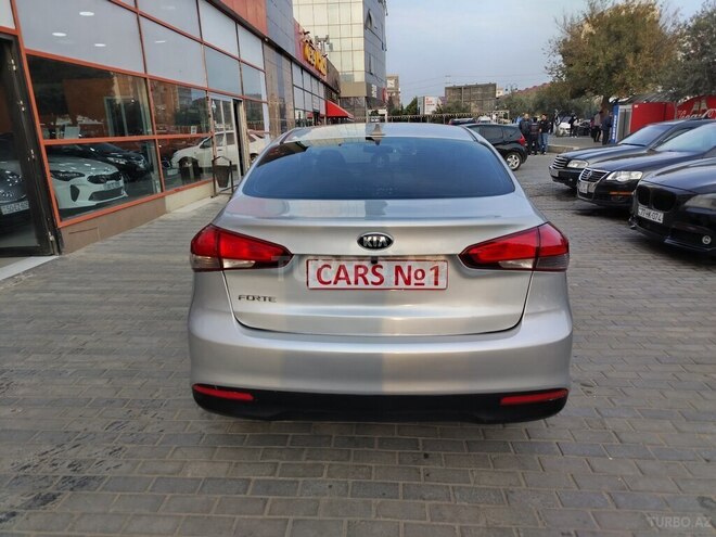 Kia Forte-8