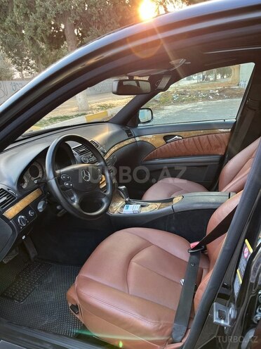 Mercedes E 220 2006, 430,000 km - 2.2 l - Bakı