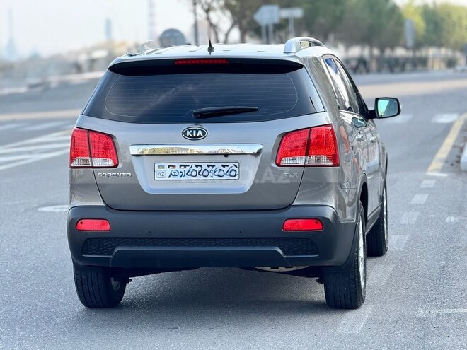 Kia Sorento 2011, 219,545 km - 2.0 l - Bakı