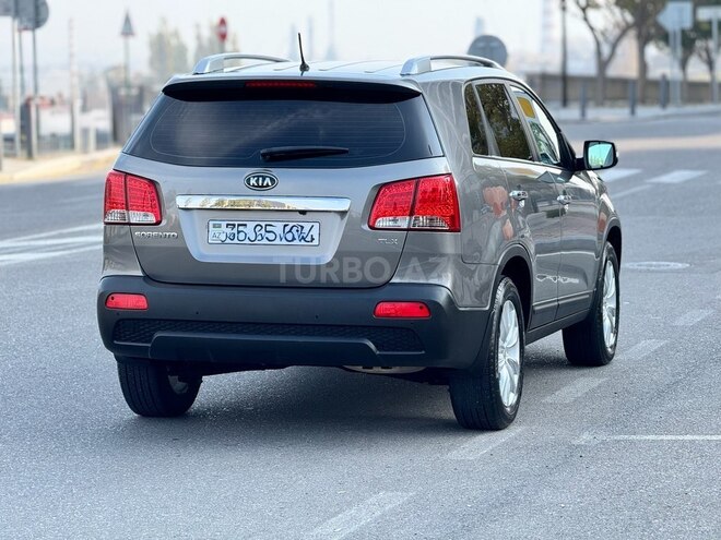Kia Sorento 2011, 219,545 km - 2.0 l - Bakı