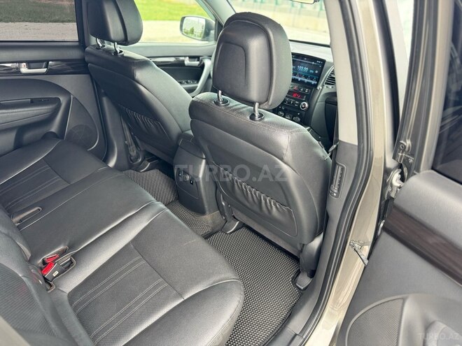 Kia Sorento 2011, 219,545 km - 2.0 l - Bakı