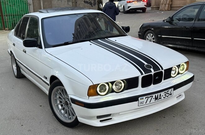BMW 525 1990, 232,126 km - 2.5 l - Bakı