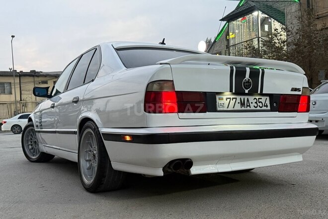 BMW 525 1990, 232,126 km - 2.5 l - Bakı