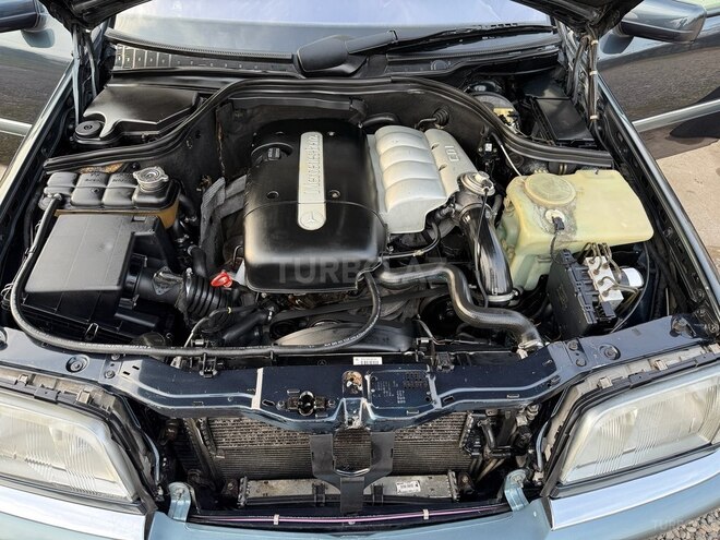 Mercedes C 220 2000, 490,000 km - 2.2 l - Saatlı