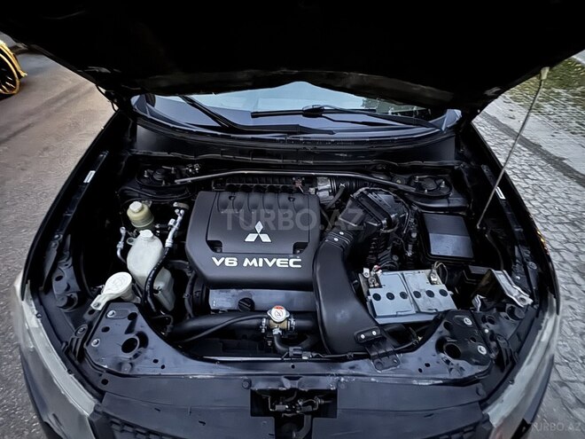 Mitsubishi Outlander 2007, 215,000 km - 3.0 l - Bakı