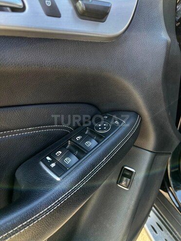 Mercedes ML 300 4MATIC-7