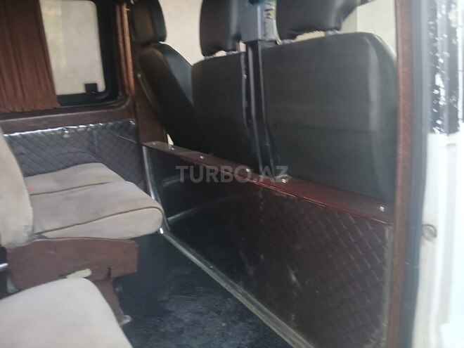 Mercedes Sprinter 412-9