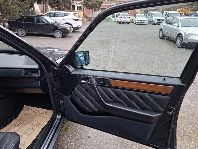 Mercedes 300 D 1991, 345,000 km - 3.0 l - Bakı