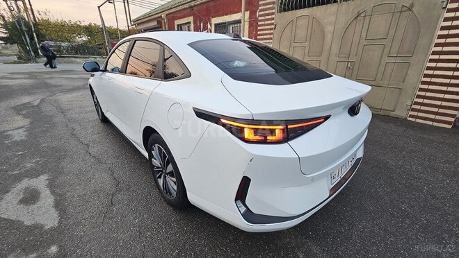 Changan Qiyuan A05 2024, 38,300 km - 1.5 l - Bakı